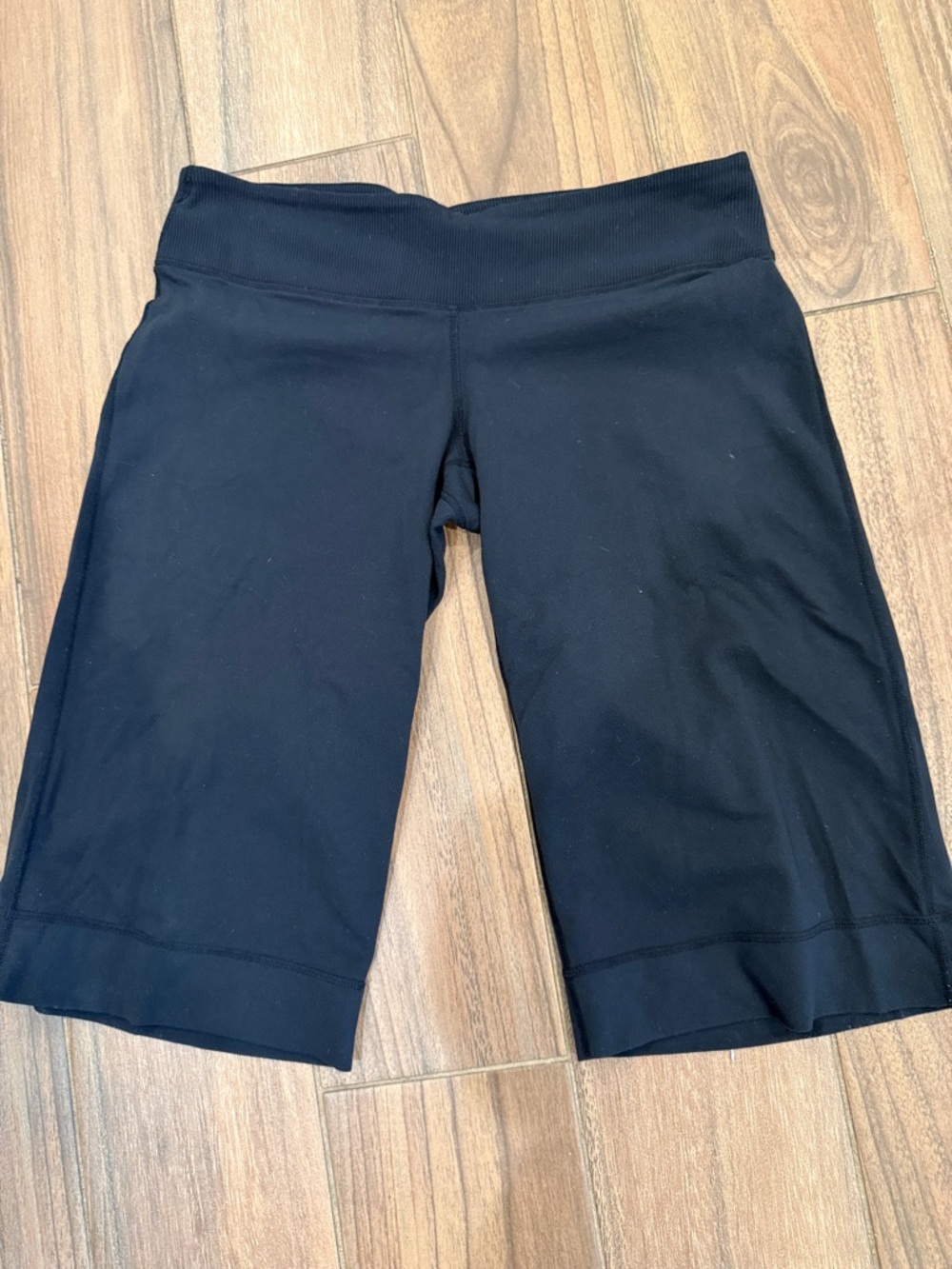 lululemon Black High-Rise Bike Shorts. Elastic waist 16”Rise 8.5” Inseam 17”